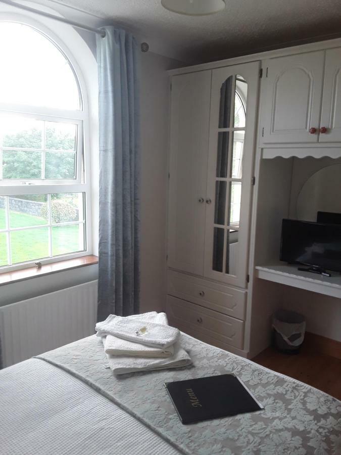 Doonard Manor B&B Craughwell Ngoại thất bức ảnh